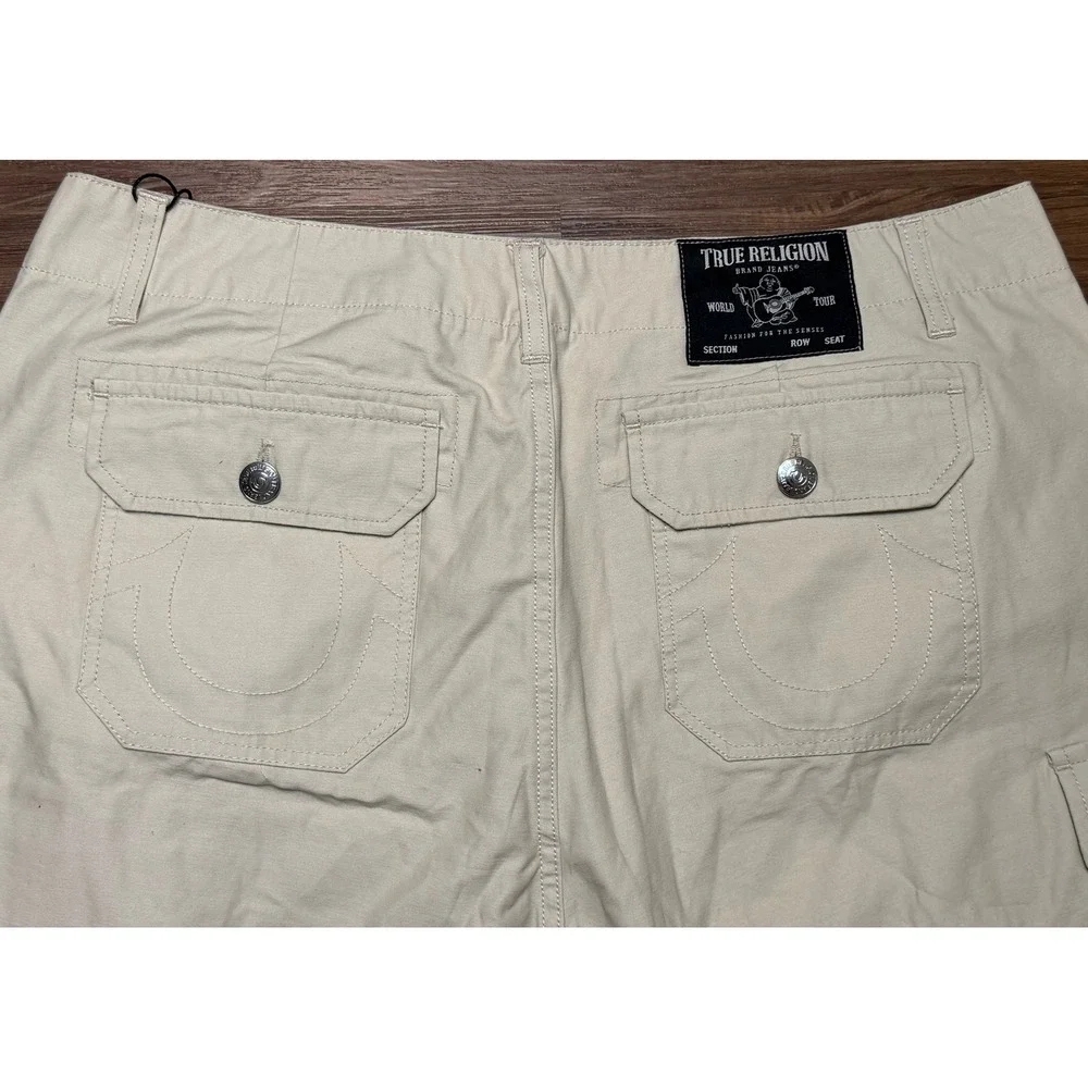 True Religion Mens Single Needle Cargo Shorts Tapioca Beige (107927) Size 38
